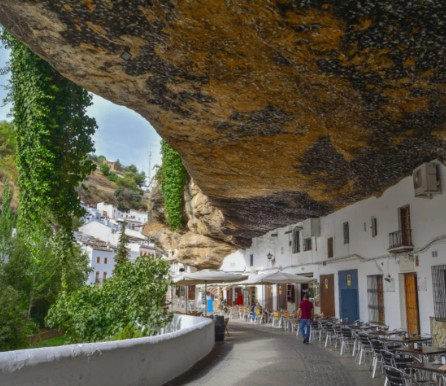 Setenil de las Bodegas