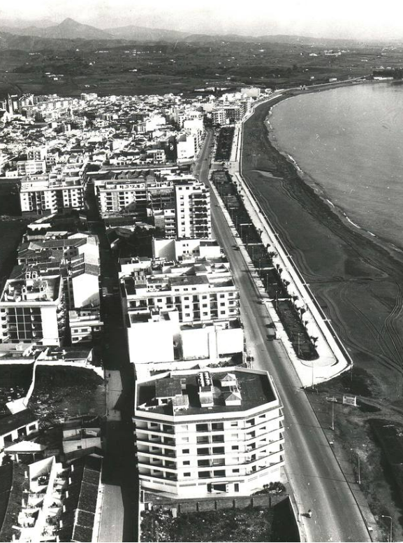 Ambiance en soirée sur le Paseo